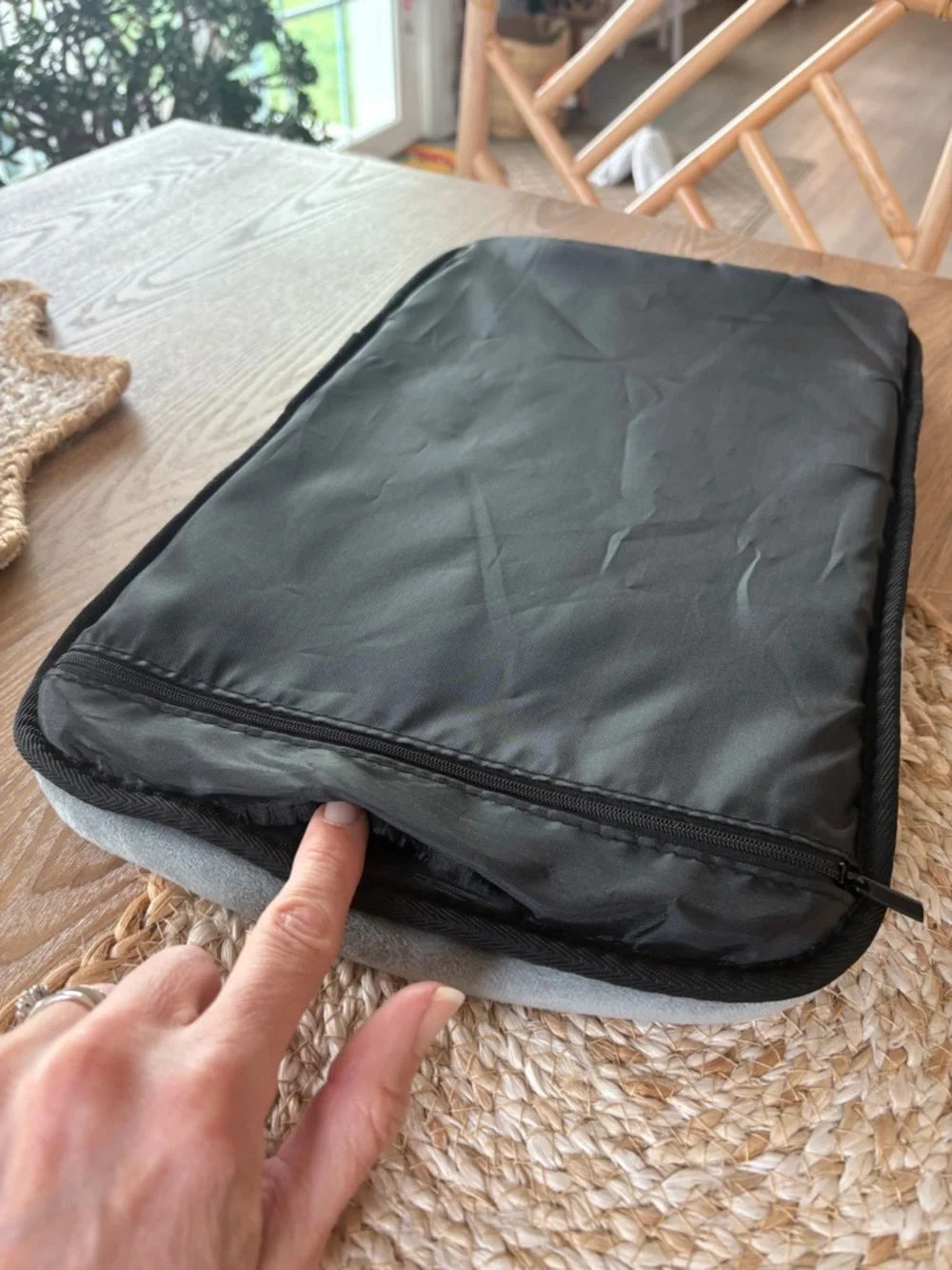 AS IS Petskd Black Pet Carrier -top expandable- for Small Cats and Dogs NEW